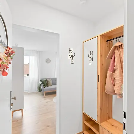 アパート Wohlfuehl-apartment I Zentral I Balkon I Kueche フェルバッハ